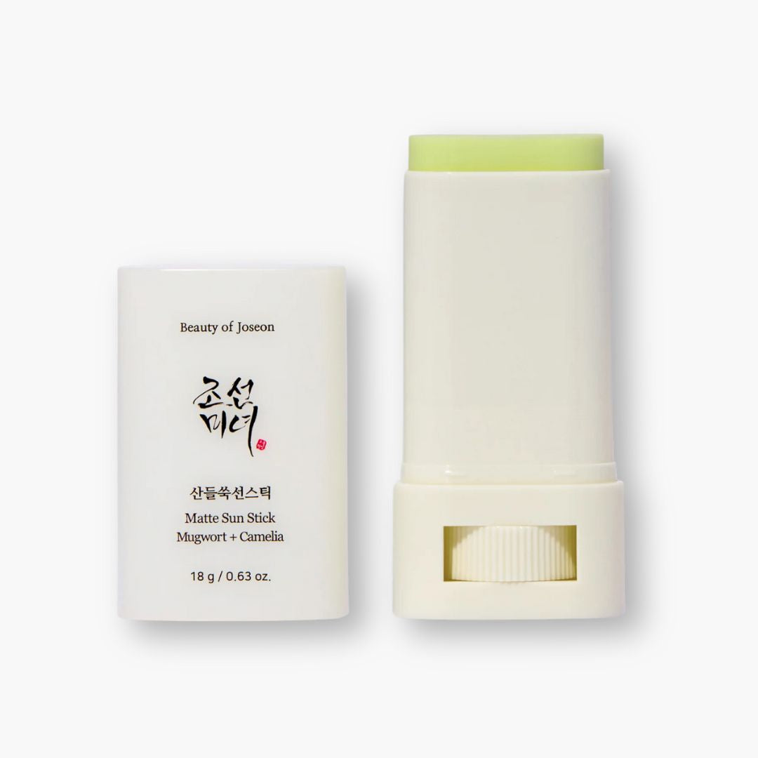 Protector Solar en Barra “Matte Sun Stick Mugwort + Camelia” 18 g - BEAUTY OF JOSEON
